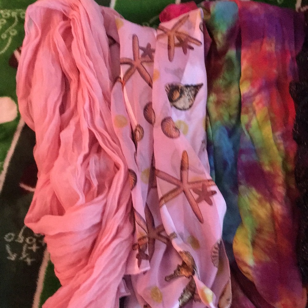 Scarves - Picture 2 of 4